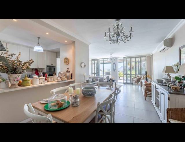 2 BEDROOM APARTMENT FOR SALE IN DOLPHIN BEACH